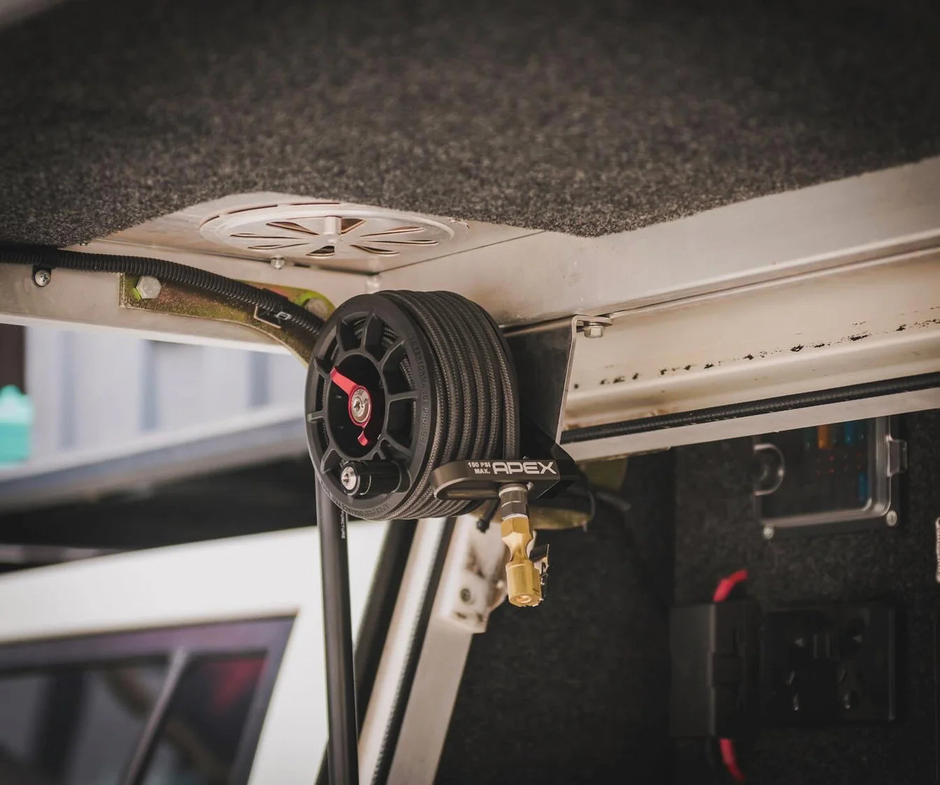APEX DESIGNS - Compact Reel System (CRS)