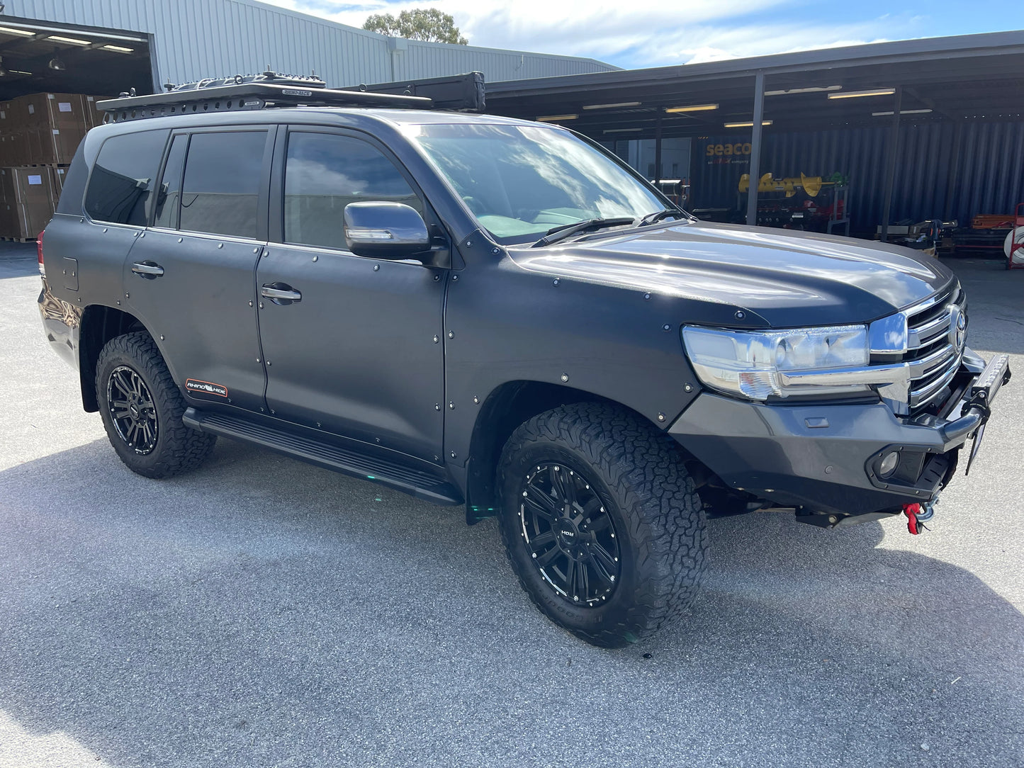 Rhinohide Armor® Full Kit - Toyota LandCruiser 200 Series (Facelift 2015+)