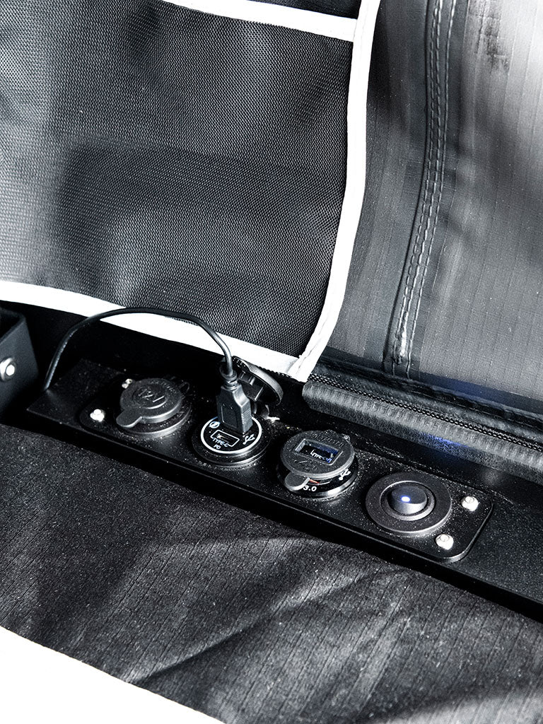 LUXE Hard Shell Rooftop Tent