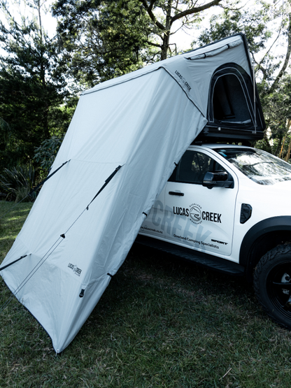 D-LUXE Hard Shell Rooftop Tent