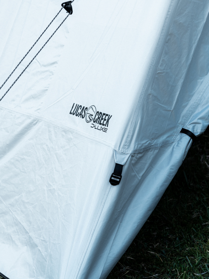 D-LUXE Hard Shell Rooftop Tent